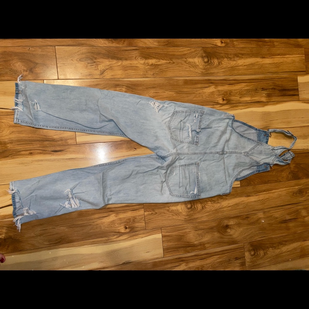 American Eagle 90s boyfriend overall